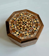 Load image into Gallery viewer, Small Gorgeous Mosaic Middle Eastern Ring Box