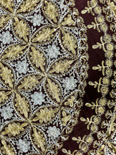 Load image into Gallery viewer, Round Table Cover. Diameter: 78 inches Approx'. Aghabani Oriental for Round Tables. Brown background with Gold & White Silk