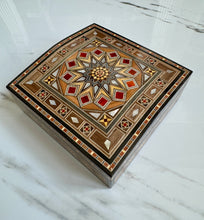 Load image into Gallery viewer, Jewelry Mosaic Wooden Handmade Box