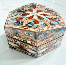 Load image into Gallery viewer, Pearl Handmade Mosaic Box