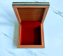 Load image into Gallery viewer, Jewelry Mosaic Wooden Handmade Box inlaid with Mother of Pearl
