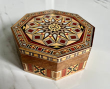 Load image into Gallery viewer, Octagon Handmade Mosaic Box. Diameter: 5.2” approx