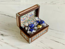 Load image into Gallery viewer, Mother of Pearl Handmade Mosaic Box. Size: 6 x 3.8 inches