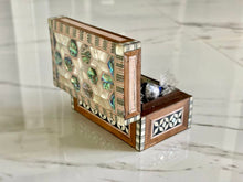 Load image into Gallery viewer, Mother of Pearl Handmade Mosaic Box. Size: 6 x 3.8 inches