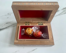 Load image into Gallery viewer, 5.0 x 3.0 inches Rectangle Handmade Mosaic Box