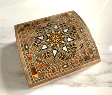 Load image into Gallery viewer, Jewelry Mosaic Wooden Handmade Box