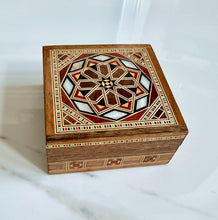 Load image into Gallery viewer, Small Gorgeous Mosaic Middle Eastern Ring Box
