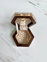 Load image into Gallery viewer, Pearl Handmade Mosaic Box
