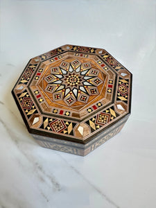 Octagon Handmade Mosaic Box. Diameter: 5.2” approx