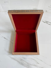 Load image into Gallery viewer, Jewelry Mosaic Wooden Handmade Box

