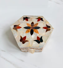 Load image into Gallery viewer, Pearl Handmade Mosaic Box
