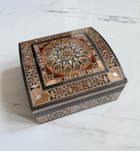 Load image into Gallery viewer, Jewelry Mosaic Wooden Handmade Box inlaid with Mother of Pearl
