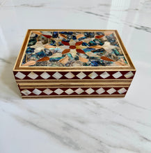 Load image into Gallery viewer, Pearl Handmade Mosaic Rectangular Box
