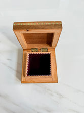 Load image into Gallery viewer, Small Gorgeous Mosaic Middle Eastern Ring Box
