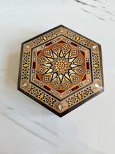 Load image into Gallery viewer, Octagon Handmade Mosaic Box. Diameter: 6.7” approx
