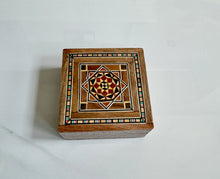 Load image into Gallery viewer, Small Gorgeous Mosaic Middle Eastern Ring Box
