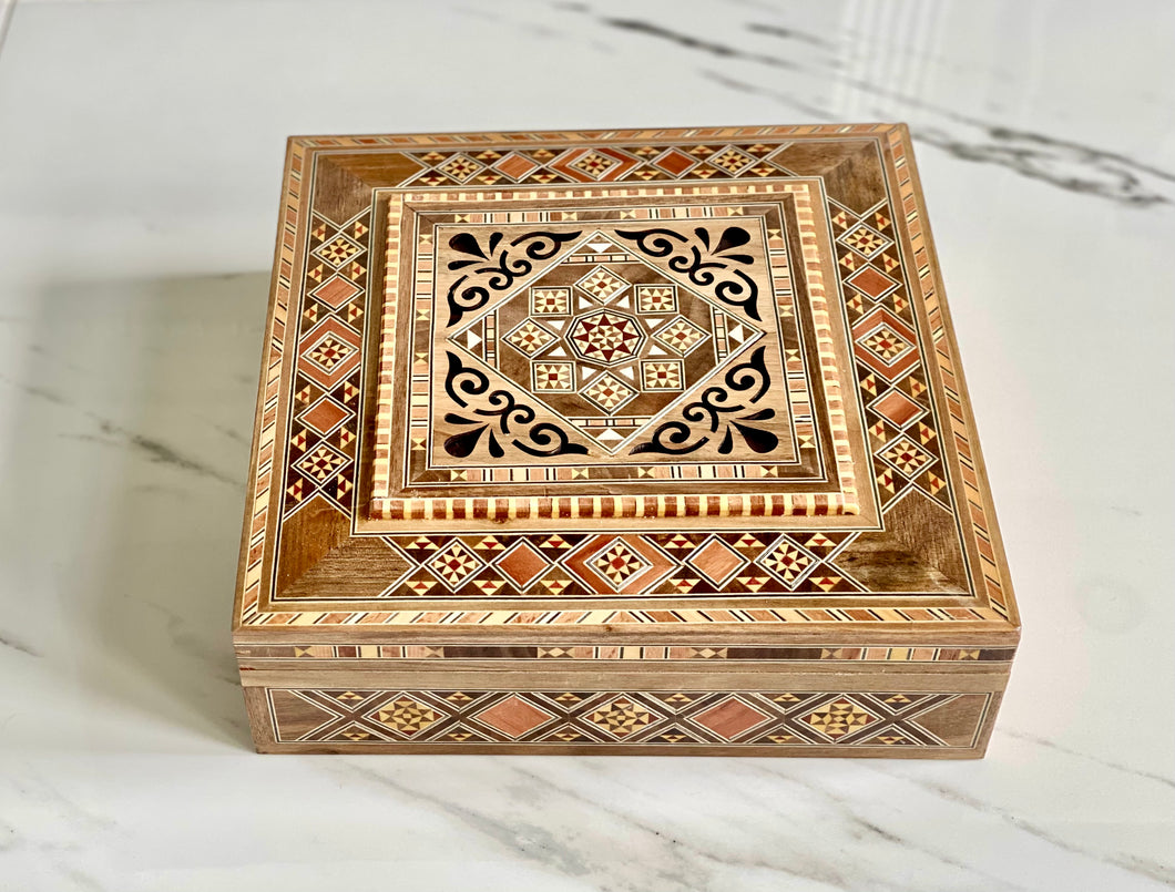 9.7 x 9.7 inches Handmade Square Mosaic Box
