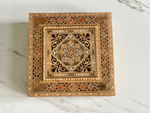 Load image into Gallery viewer, 9.7 x 9.7 inches Handmade Square Mosaic Box
