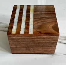 Load image into Gallery viewer, Jewelry Mosaic Wooden Handmade Box inlaid w/ Mother of Pearl
